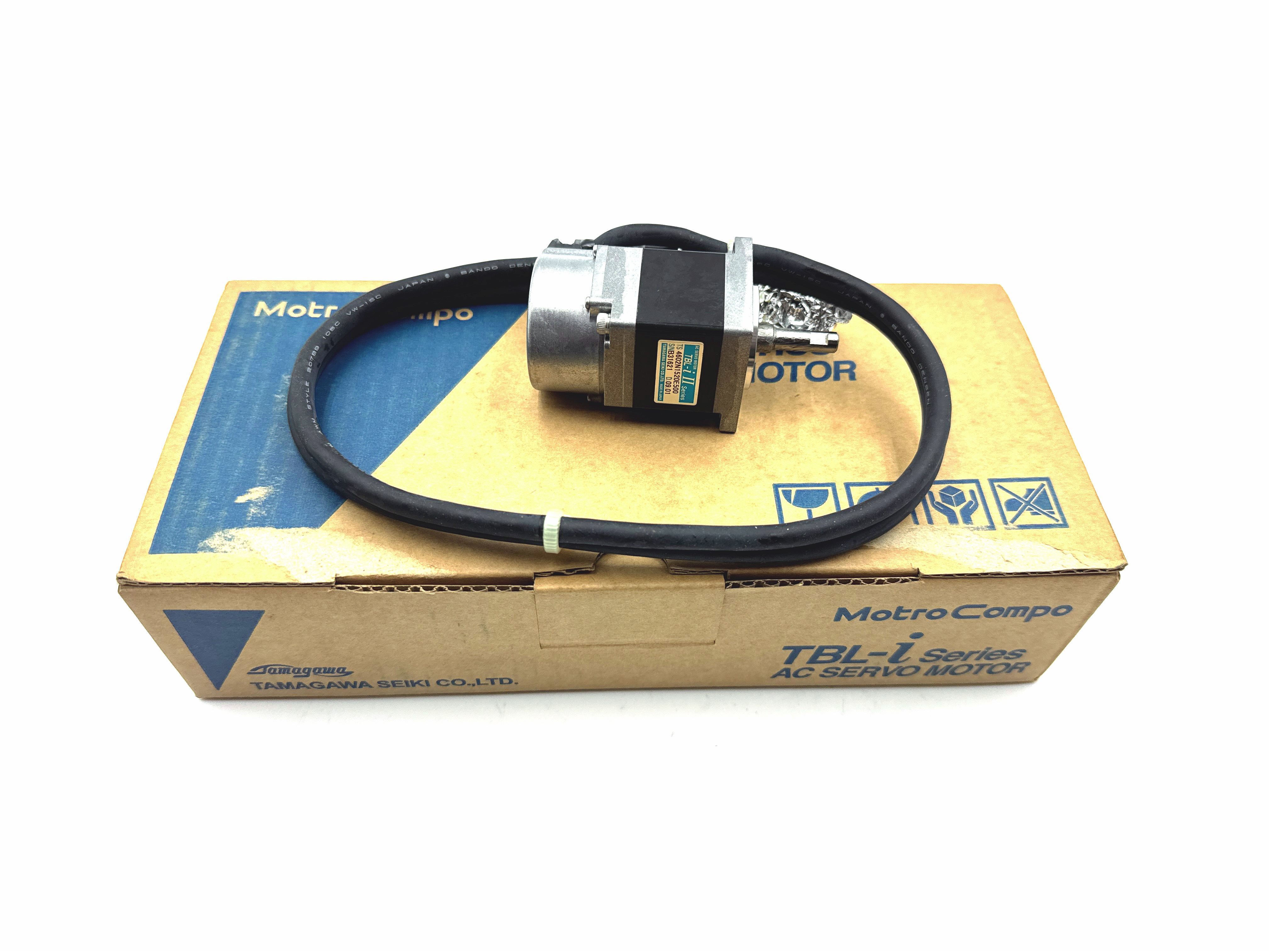 नवीनतम कंपनी ब्लॉग के बारे में एसएमटी मशीन के पुर्जे उत्पादन त्रुटियों को कम करने के लिए क्यों महत्वपूर्ण हैं?